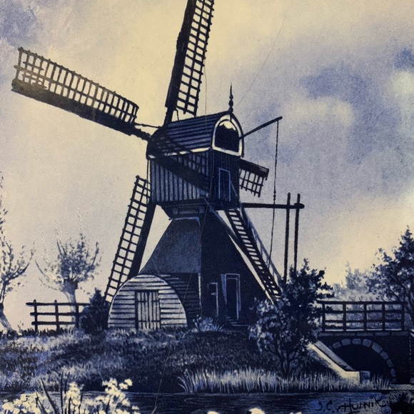 Delft blue tile in wood - Picture 2 of 4